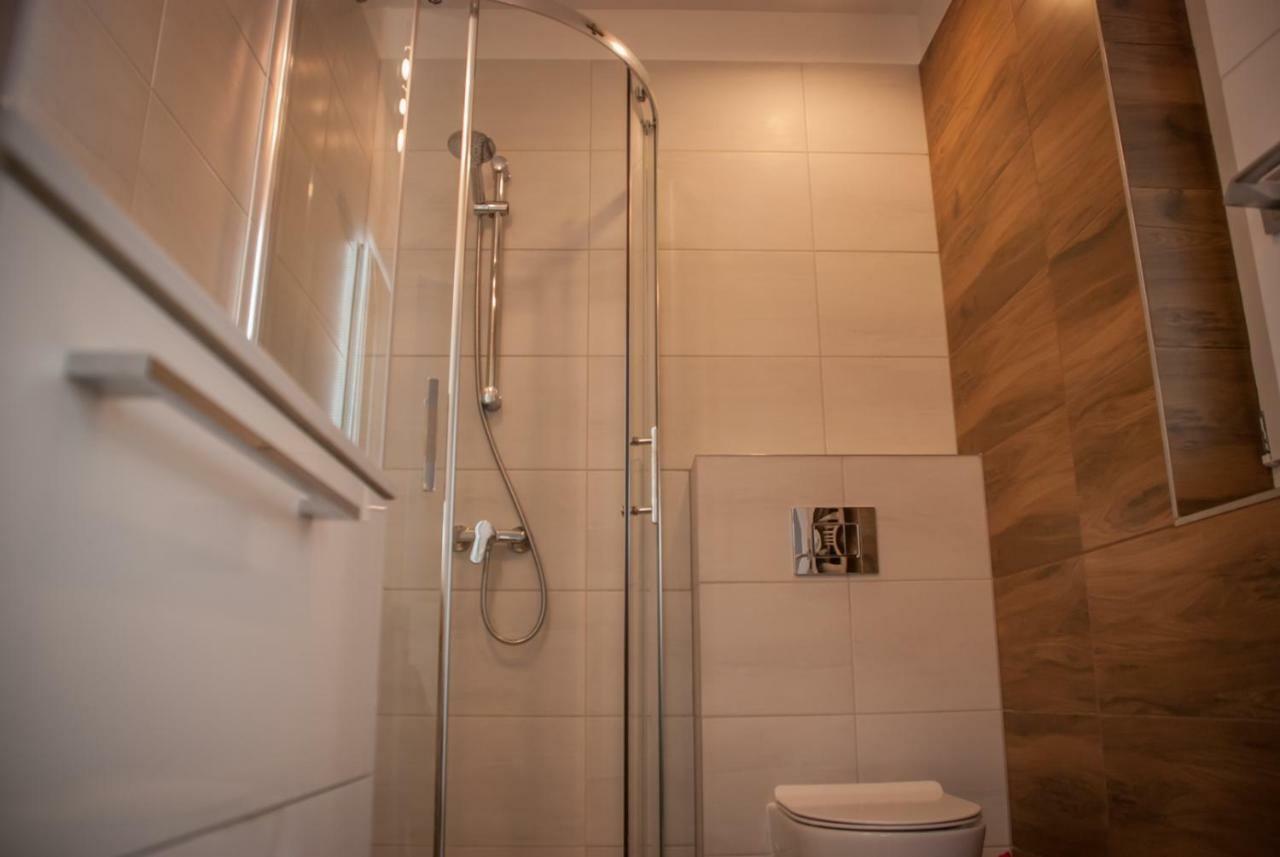 Noclegi "Boczna 5A" Apartamenty Goscinne Щавно-Здруй Экстерьер фото