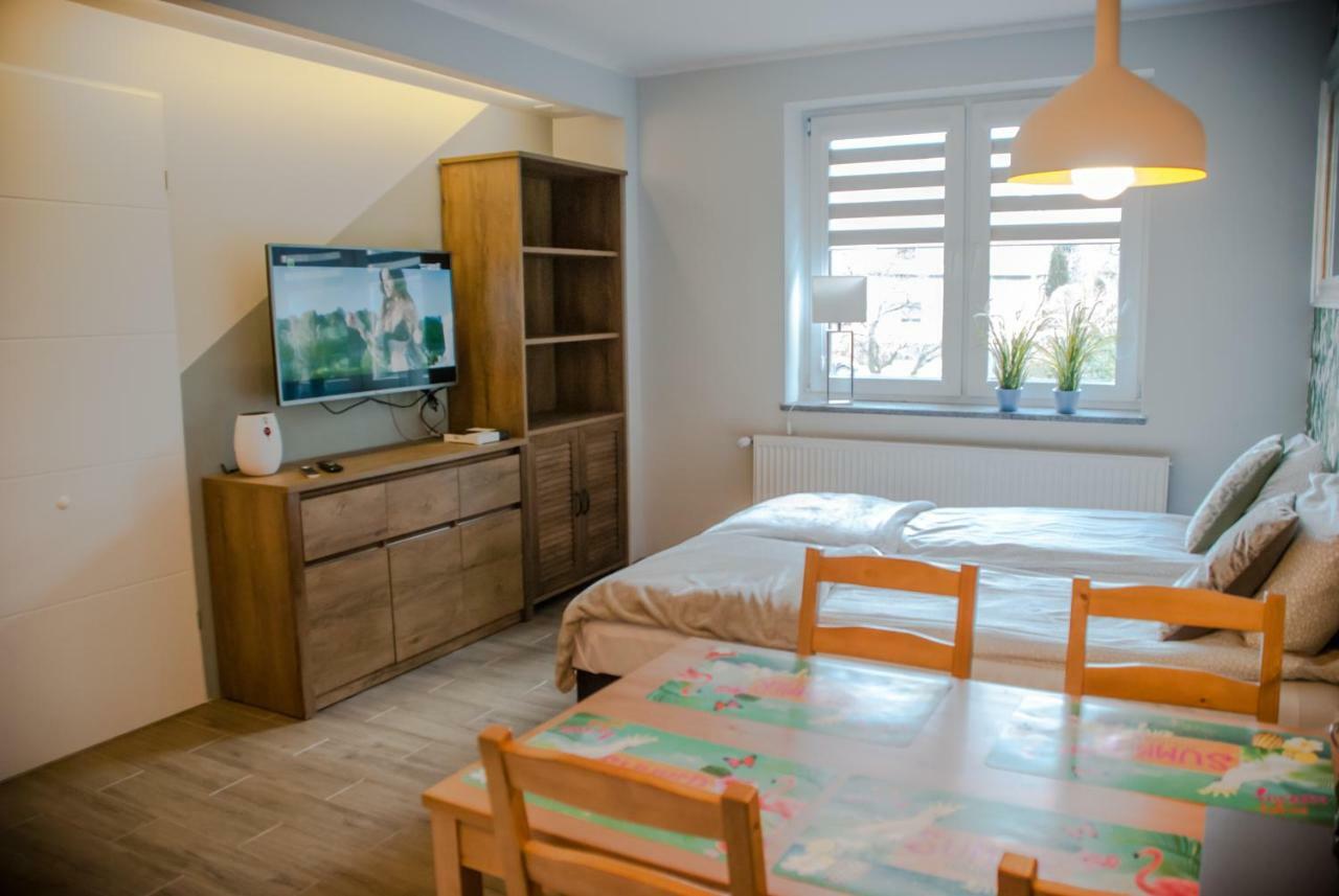 Noclegi "Boczna 5A" Apartamenty Goscinne Щавно-Здруй Экстерьер фото