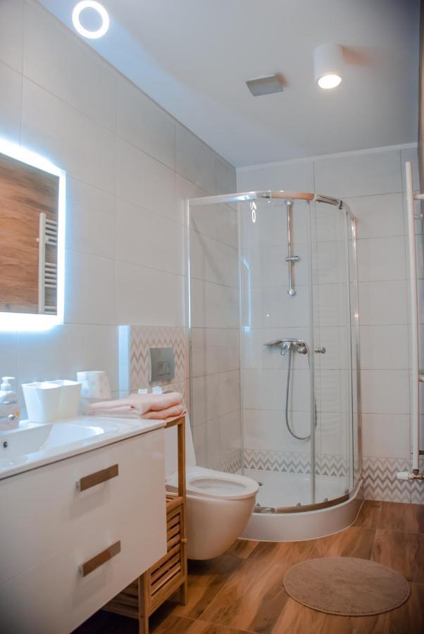 Noclegi "Boczna 5A" Apartamenty Goscinne Щавно-Здруй Экстерьер фото